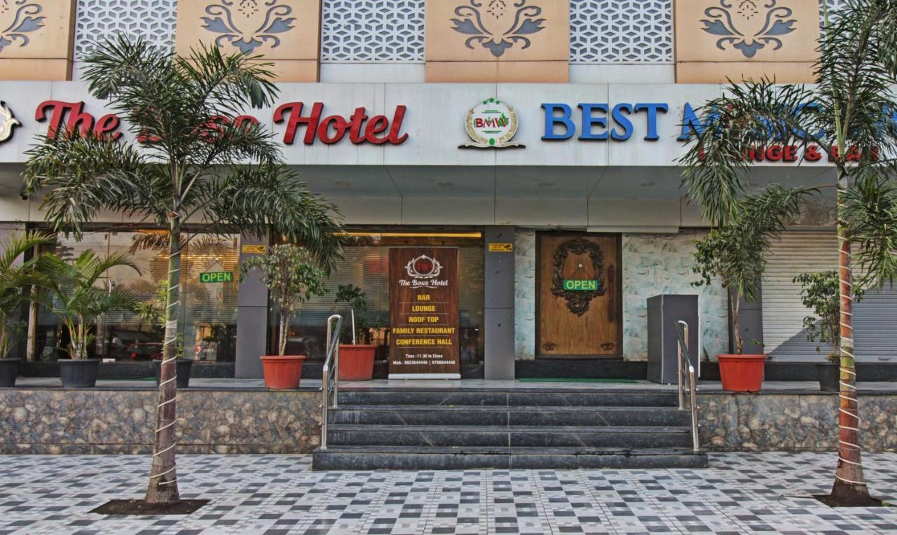 Treebo The Boss Hotel Raipur  Luaran gambar